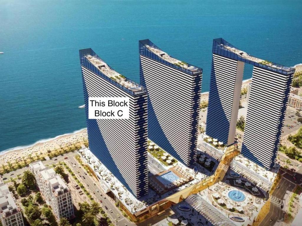 Orbi City Block Superior Class Apartments Batumi Exterior foto